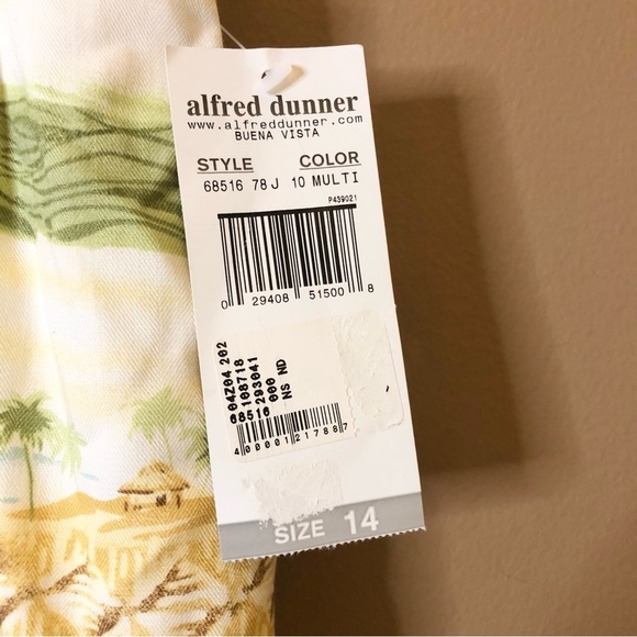 Alfred Dunner Hawaiian Palm Tree Pull On Shorts Green Tan 14 - Picture 3 of 5